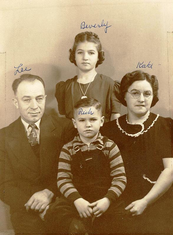 Katie and Lee Rennick and Family